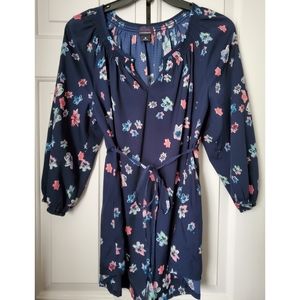 Floral and Navy 3/4 Sleeve Tunic (M)